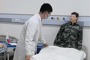 勇士官方：库里MRI检查结果为踝关节扭伤 下周三重新评估